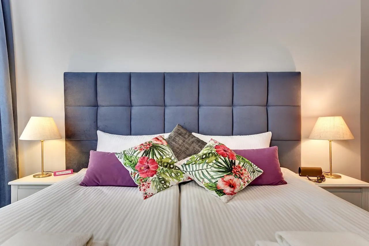 Aparthotel 730 Art House Sopot 4*,  Polska